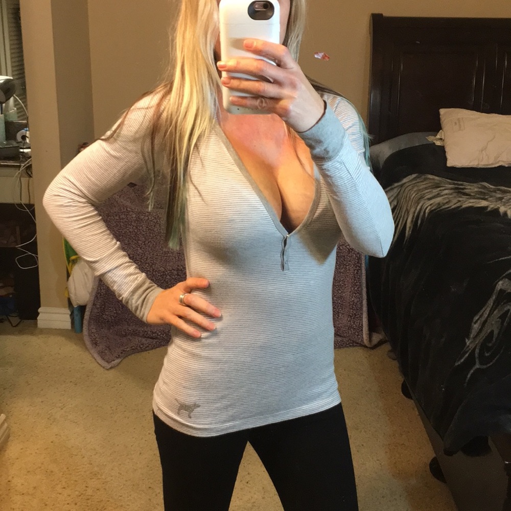 Great Cond VS PINK hooded shirt
